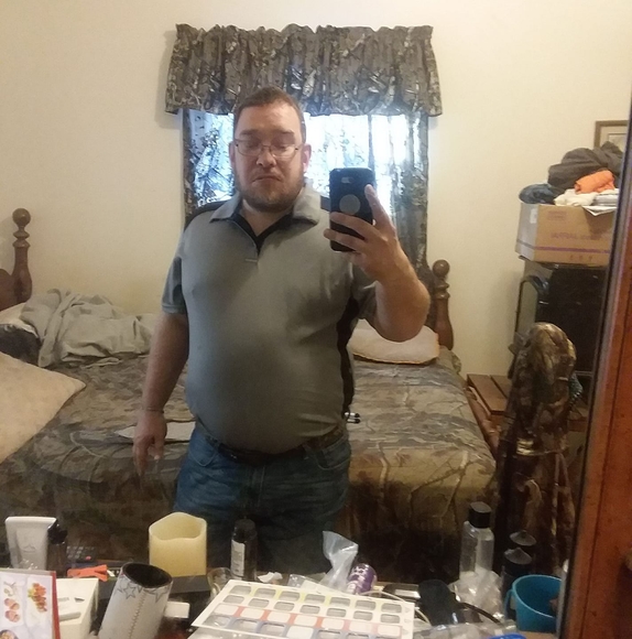 Meet your Posher, Justin - Picture 1 of 1